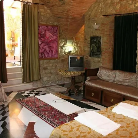 Apartament Le Vigne Sleeps 4 Pool Wifi T763763 *